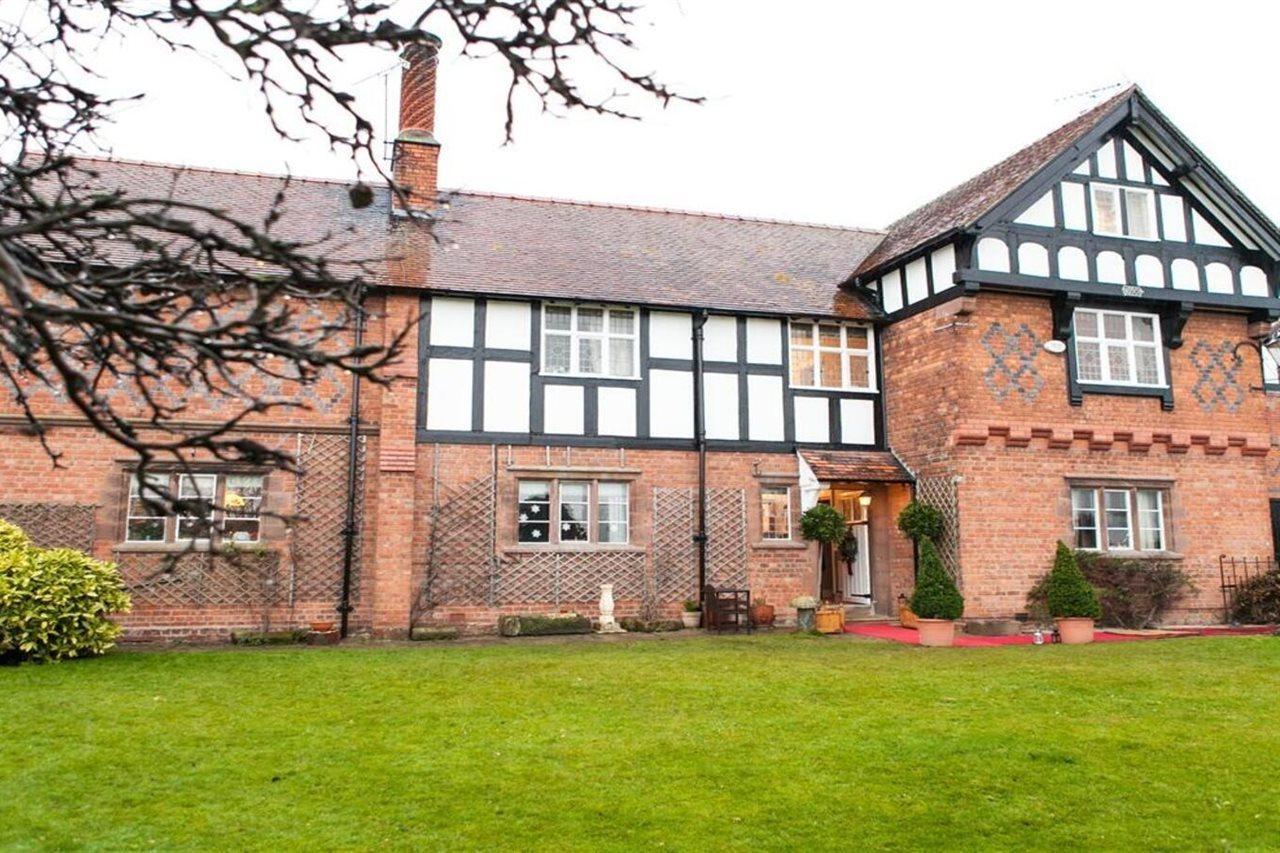 Villa Dodleston Manor à Chester Extérieur photo